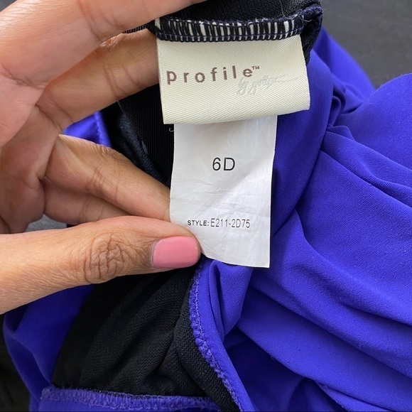 PROFILE by Gottex One Piece Swimsuit with Front Ruffles in Purple sz 6D - Picture 8 of 9